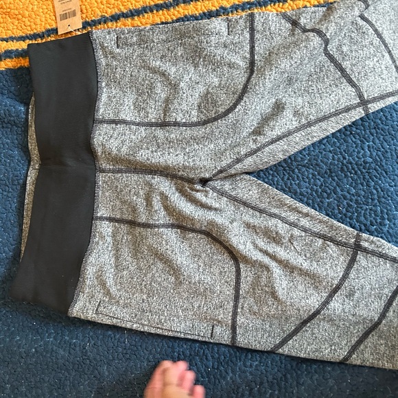 Duluth Trading Co leggings . NWT - Picture 2 of 7